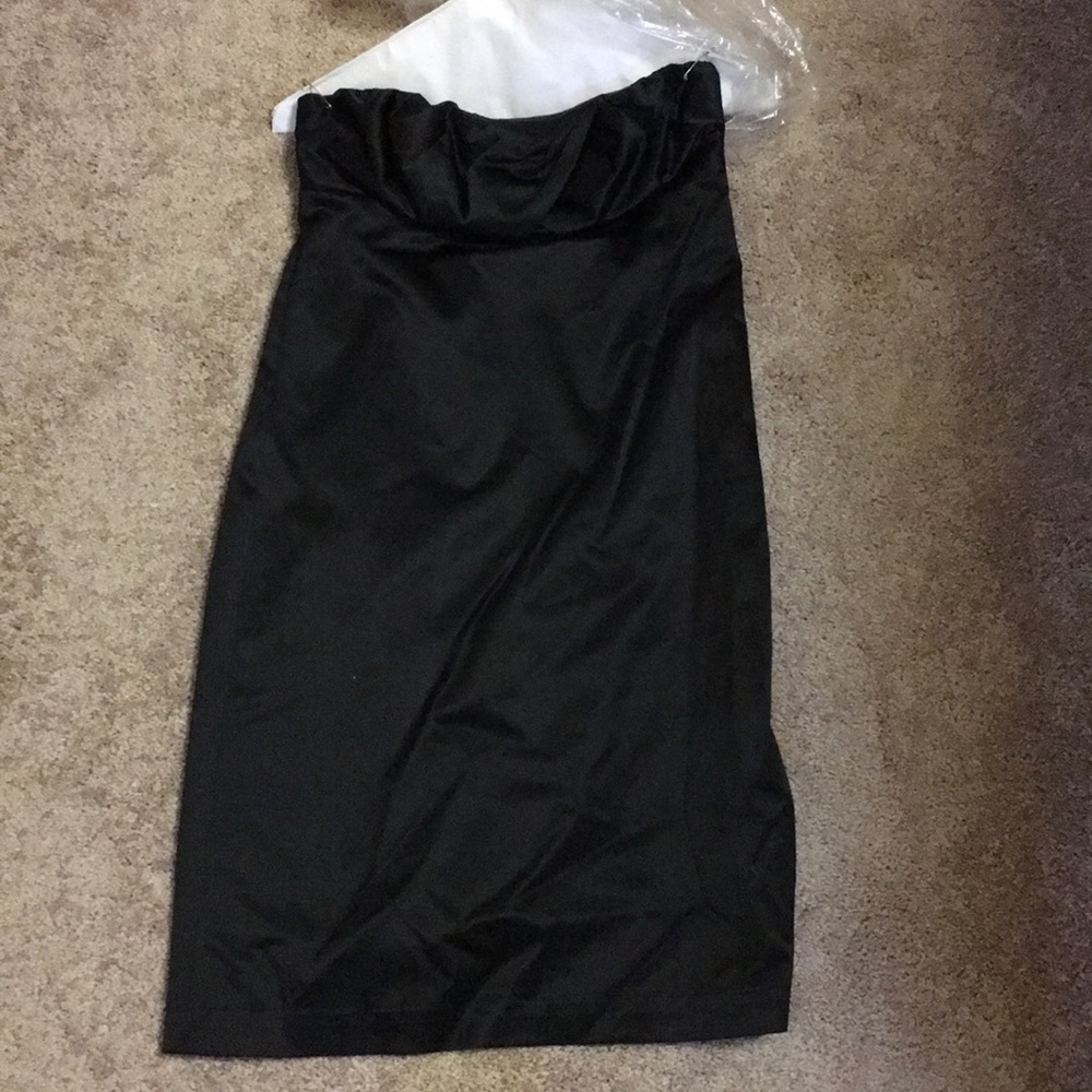 Black-strapless dress: The Limited